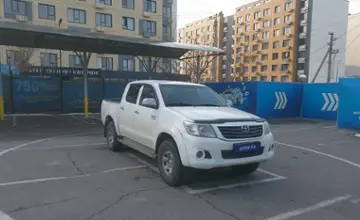 Toyota Hilux 2013 года за 9 500 000 тг. в Алматы фото 2