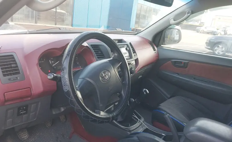 Toyota Hilux 2013 года за 9 500 000 тг. в Алматы фото 5
