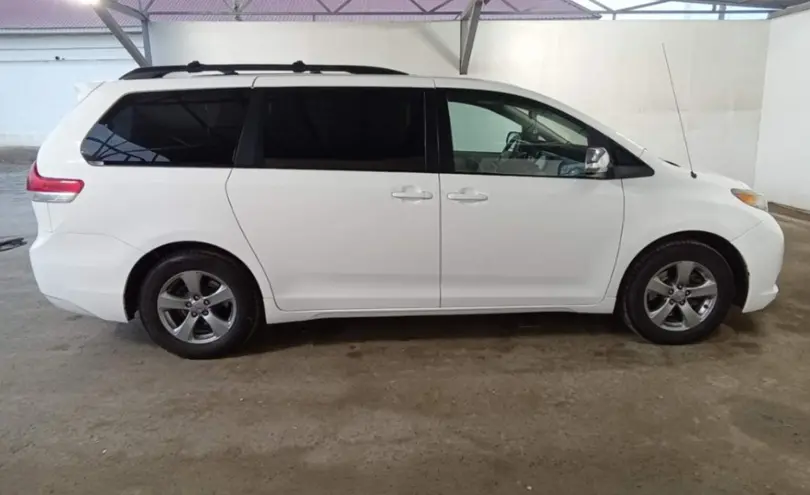 Toyota Sienna 2010 года за 11 500 000 тг. в Кызылорда фото 4