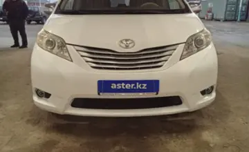 Toyota Sienna 2010 года за 11 500 000 тг. в Кызылорда фото 2