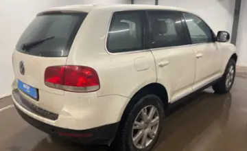 Volkswagen Touareg 2006 года за 5 000 000 тг. в Астана