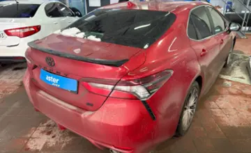 Toyota Camry 2021 года за 12 000 000 тг. в Астана