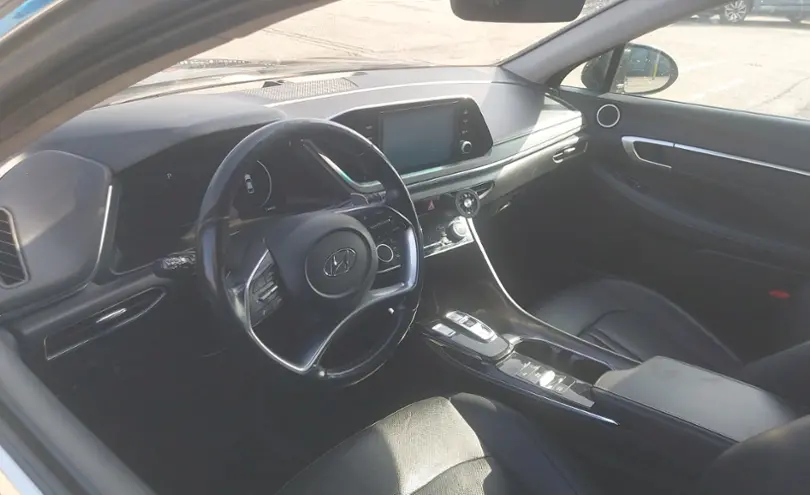 Hyundai Sonata 2021 года за 11 000 000 тг. в Алматы фото 5
