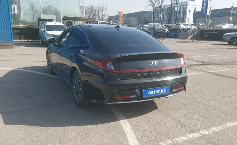 Hyundai Sonata 2021 года за 11 000 000 тг. в Алматы фото 4
