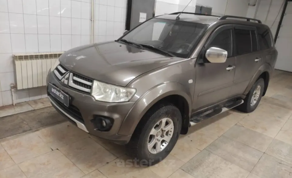 Mitsubishi Pajero Sport 2014 года за 9 700 000 тг. в Актобе