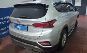 Hyundai Santa Fe 2019 года за 13 500 000 тг. в Астана