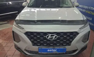 Hyundai Santa Fe 2019 года за 13 500 000 тг. в Астана фото 2