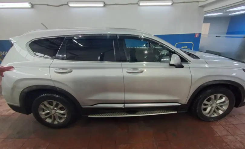 Hyundai Santa Fe 2019 года за 13 500 000 тг. в Астана фото 4