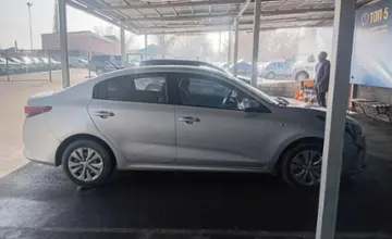 Kia Rio 2022 года за 6 200 000 тг. в Алматы фото 4