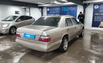 Mercedes-Benz E-Класс 1994 года за 2 500 000 тг. в Астана фото 3