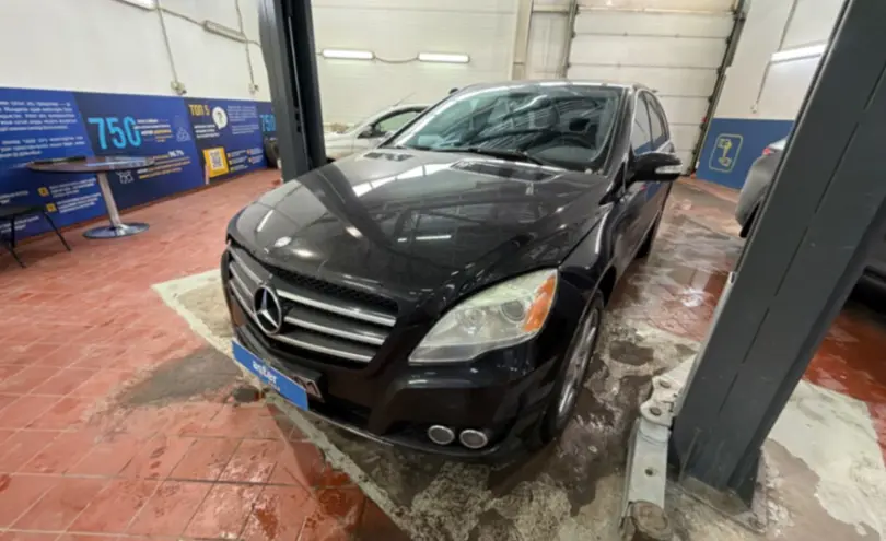 Mercedes-Benz R-Класс 2007 года за 5 800 000 тг. в Астана