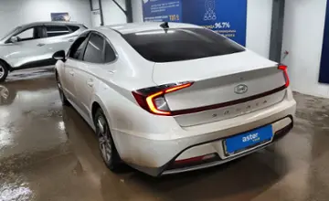 Hyundai Sonata 2019 года за 11 000 000 тг. в Астана фото 4