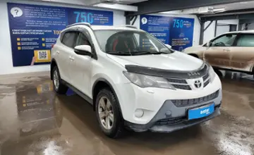 Toyota RAV4 2013 года за 8 300 000 тг. в Астана фото 2