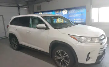 Toyota Highlander 2019 года за 16 700 000 тг. в Уральск фото 4