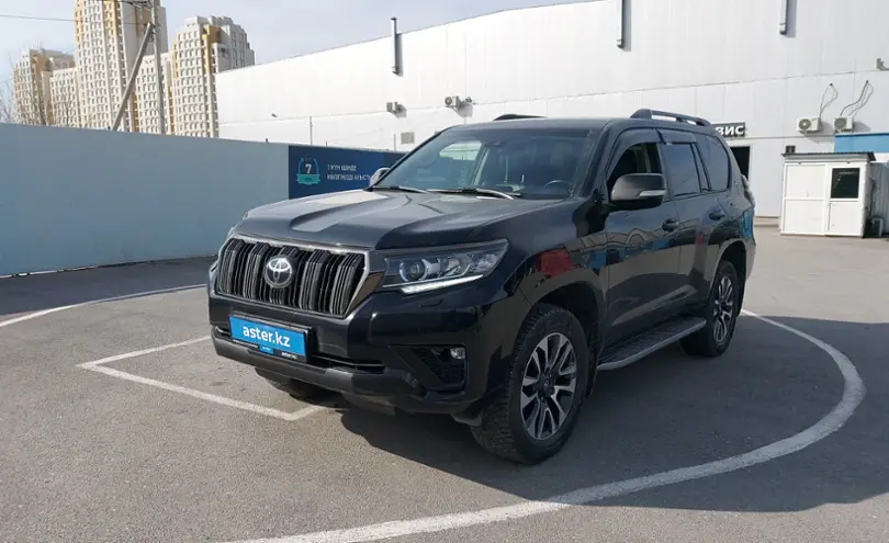 Toyota Land Cruiser Prado 2021 года за 30 000 000 тг. в Шымкент