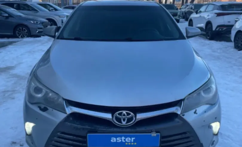 Toyota Camry 2016 года за 9 500 000 тг. в Актобе фото 2