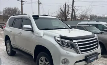Toyota Land Cruiser Prado 2010 года за 12 500 000 тг. в Уральск фото 3