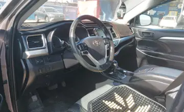 Toyota Highlander 2019 года за 19 000 000 тг. в Шымкент фото 5