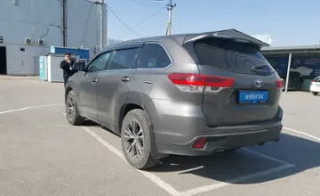 Toyota Highlander 2019 года за 19 000 000 тг. в Шымкент фото 4