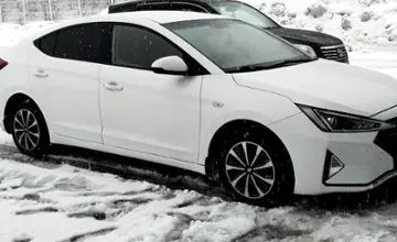 Hyundai Elantra 2019 года за 7 000 000 тг. в Усть-Каменогорск фото 3