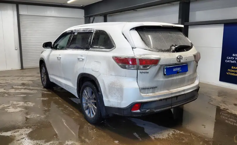 Toyota Highlander 2014 года за 16 000 000 тг. в Астана фото 4