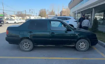 Volkswagen Vento 1997 года за 2 000 000 тг. в Шымкент фото 4