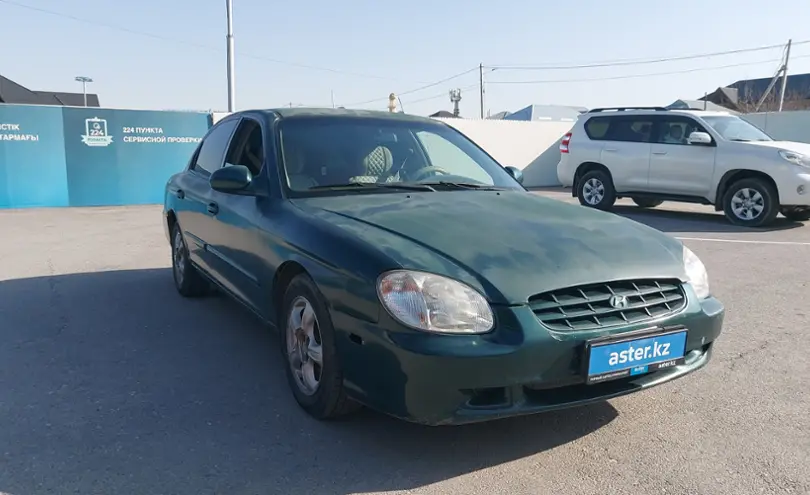 Hyundai Sonata 2000 года за 1 200 000 тг. в Шымкент фото 2