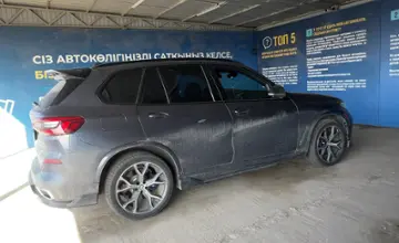 BMW X5 2019 года за 32 000 000 тг. в Алматы фото 4
