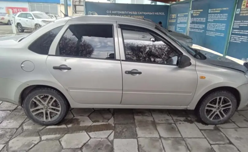 LADA (ВАЗ) Granta 2015 года за 2 000 000 тг. в Талдыкорган фото 4