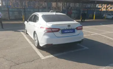Toyota Camry 2019 года за 11 500 000 тг. в Алматы фото 4