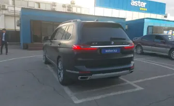 BMW X7 2022 года за 38 000 000 тг. в Алматы фото 4