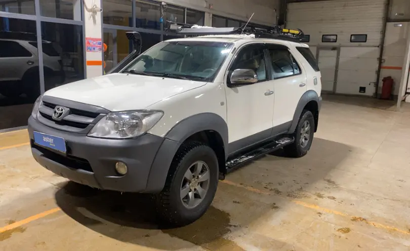 Toyota Fortuner 2006 года за 8 500 000 тг. в Караганда