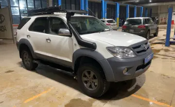 Toyota Fortuner 2006 года за 8 500 000 тг. в Караганда фото 3