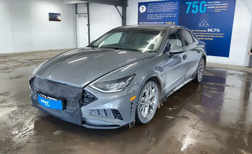 Hyundai Sonata 2020 года за 11 000 000 тг. в Астана