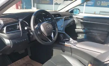 Toyota Camry 2018 года за 15 000 000 тг. в Шымкент фото 5