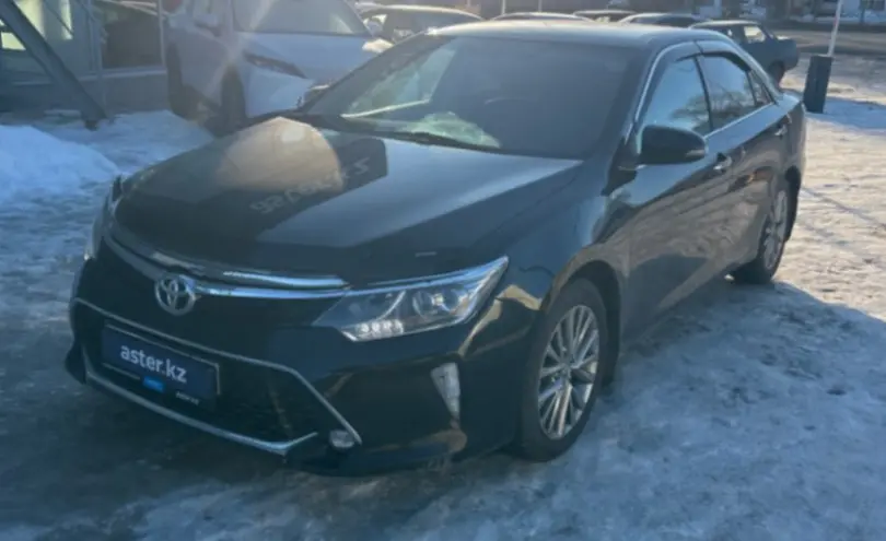 Toyota Camry 2017 года за 10 000 000 тг. в Уральск