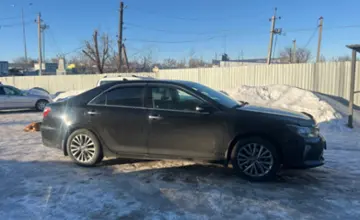 Toyota Camry 2017 года за 10 000 000 тг. в Уральск фото 4