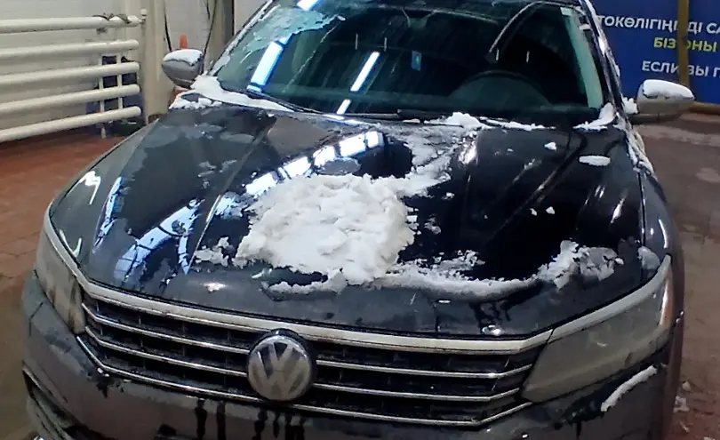 Volkswagen Passat 2019 года за 11 000 000 тг. в Астана фото 2