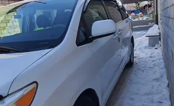 Toyota Sienna 2017 года за 14 300 000 тг. в Усть-Каменогорск фото 1