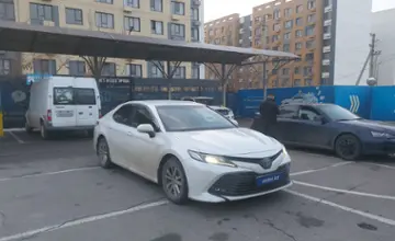 Toyota Camry 2019 года за 11 500 000 тг. в Алматы фото 2