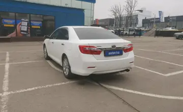 Toyota Camry 2014 года за 9 000 000 тг. в Алматы фото 4