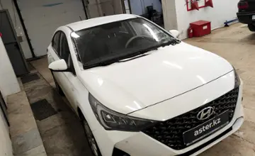 Hyundai Accent 2020 года за 8 000 000 тг. в Актобе фото 4