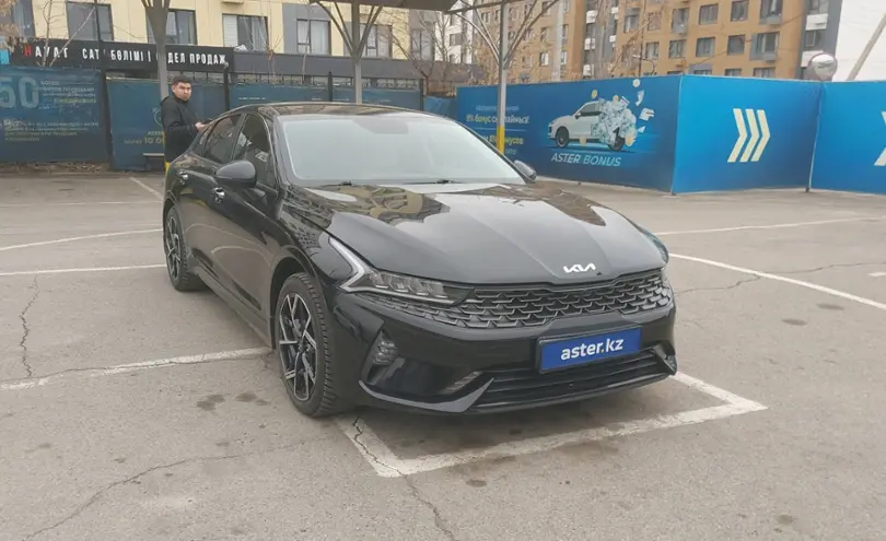 Kia K5 2021 года за 12 000 000 тг. в Алматы фото 2