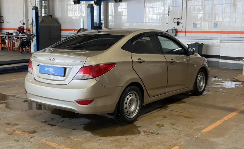 Hyundai Accent 2014 года за 5 000 000 тг. в Караганда фото 5