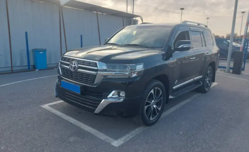 Toyota Land Cruiser 2021 года за 42 000 000 тг. в Шымкент