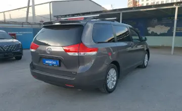 Toyota Sienna 2014 года за 13 500 000 тг. в Шымкент фото 3