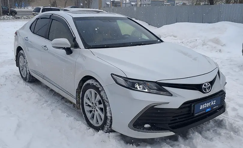 Toyota Camry 2022 года за 16 000 000 тг. в Уральск фото 3