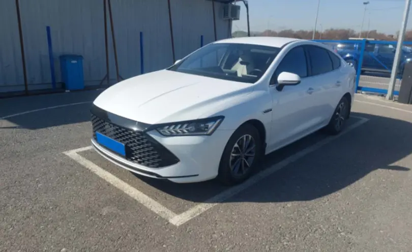 BYD Qin 2024 года за 8 300 000 тг. в Шымкент