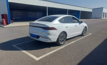 BYD Qin 2024 года за 8 300 000 тг. в Шымкент