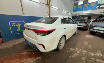 Kia Rio 2018 года за 5 800 000 тг. в Астана